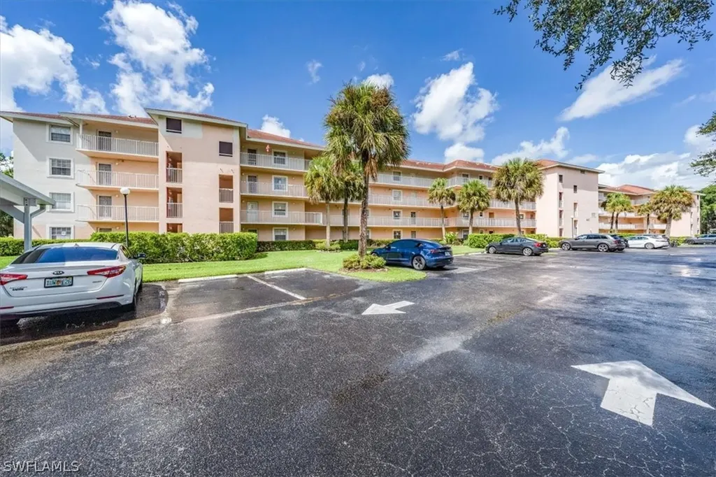 441 Quail Forest Boulevard Naples FL 34105