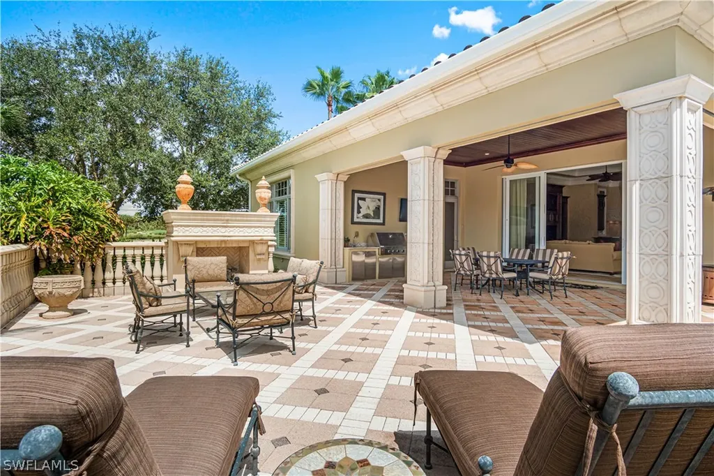 11406 Golden Eagle Court Naples FL 34120