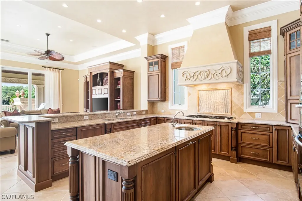 11406 Golden Eagle Court Naples FL 34120