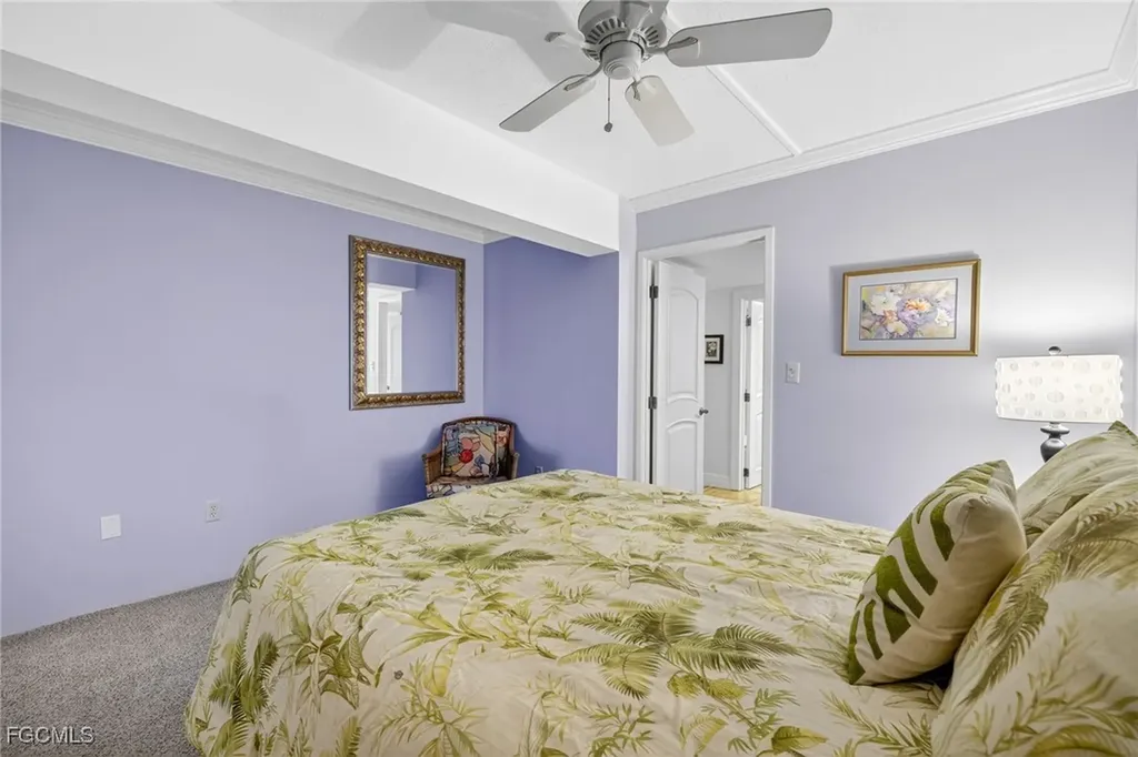 200 Periwinkle Way Sanibel FL 33957