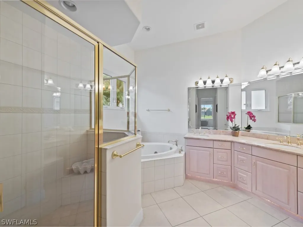 5996 Hammock Isle Circle Naples FL 34119
