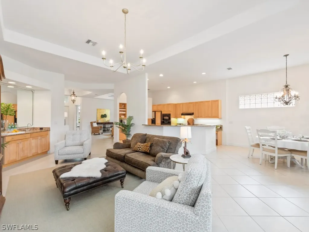 5996 Hammock Isle Circle Naples FL 34119