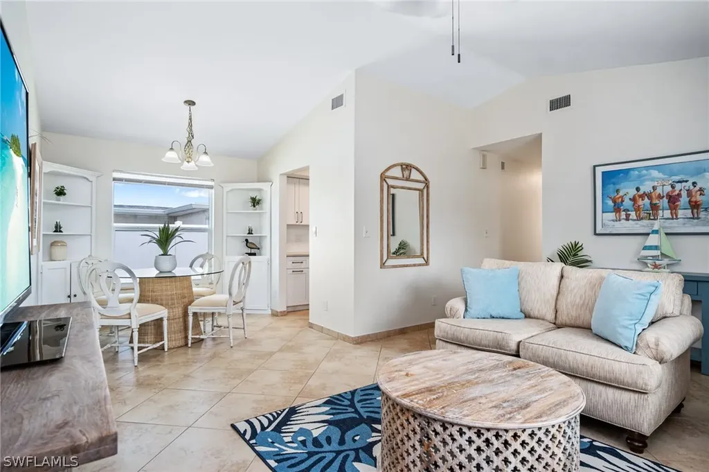 9675 7th Street N Naples FL 34108
