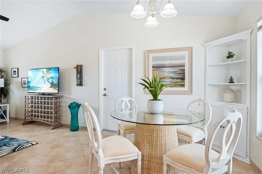 9675 7th Street N Naples FL 34108