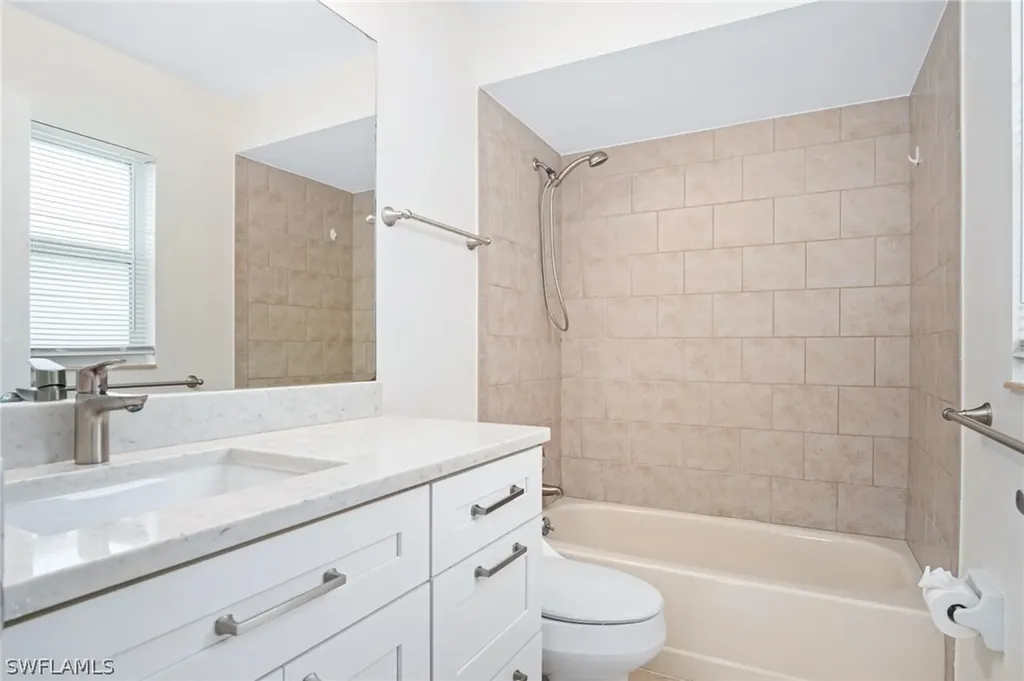 9675 7th Street N Naples FL 34108