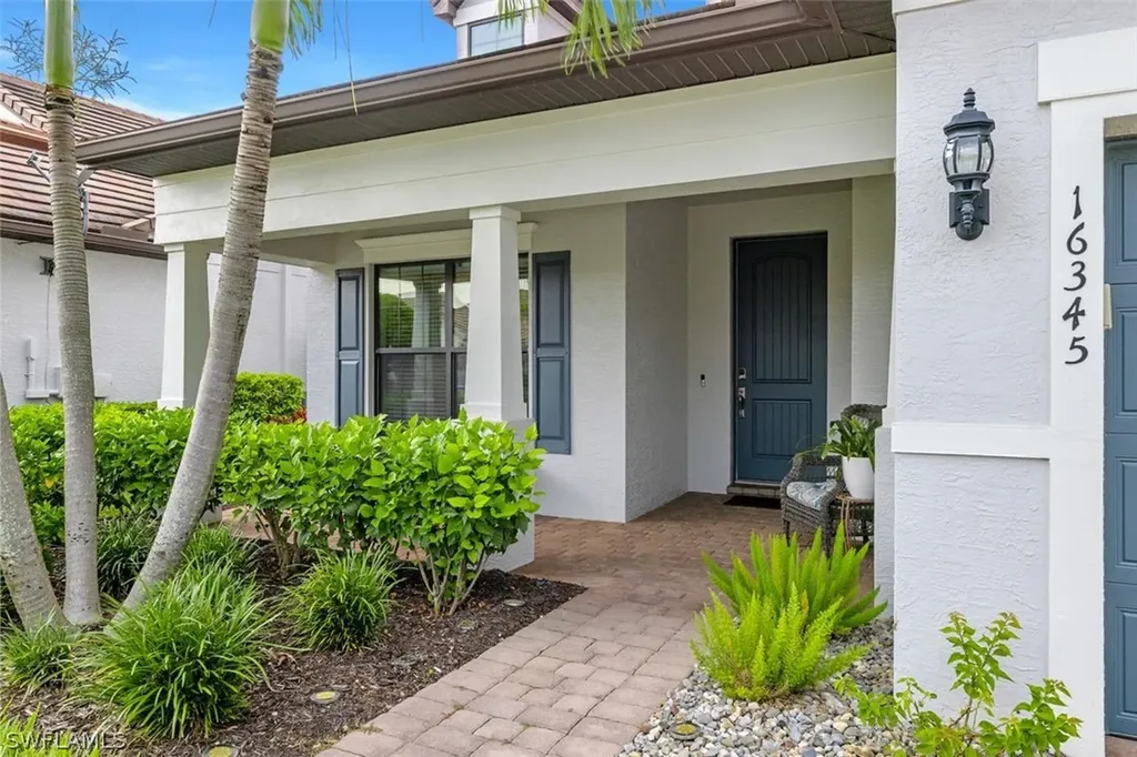 16345 Camden Lakes Circle Naples FL 34110