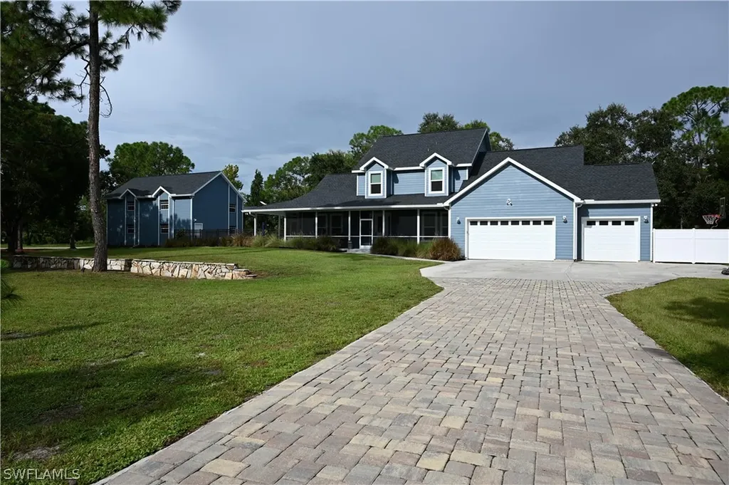 17061 Primavera Circle Cape Coral FL 33909