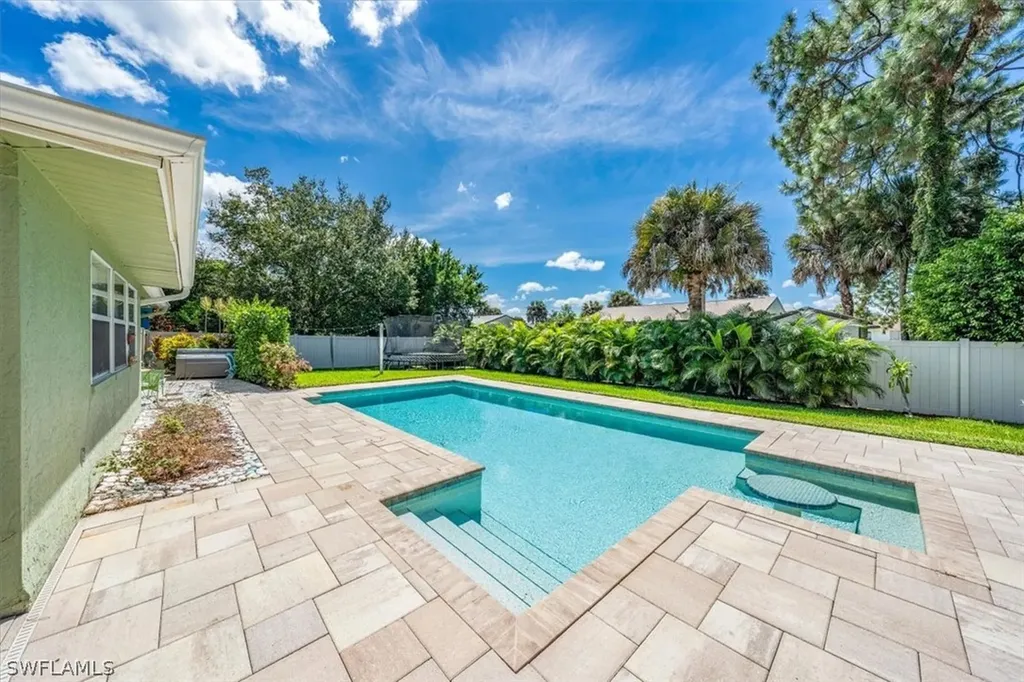 2344 Clipper Way Naples FL 34104
