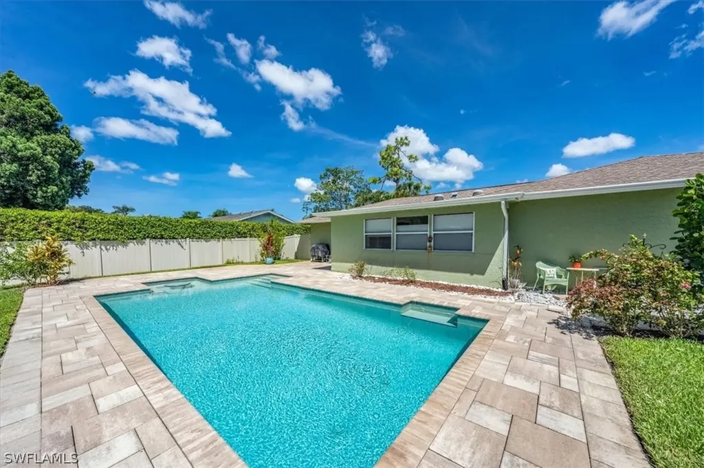 2344 Clipper Way Naples FL 34104