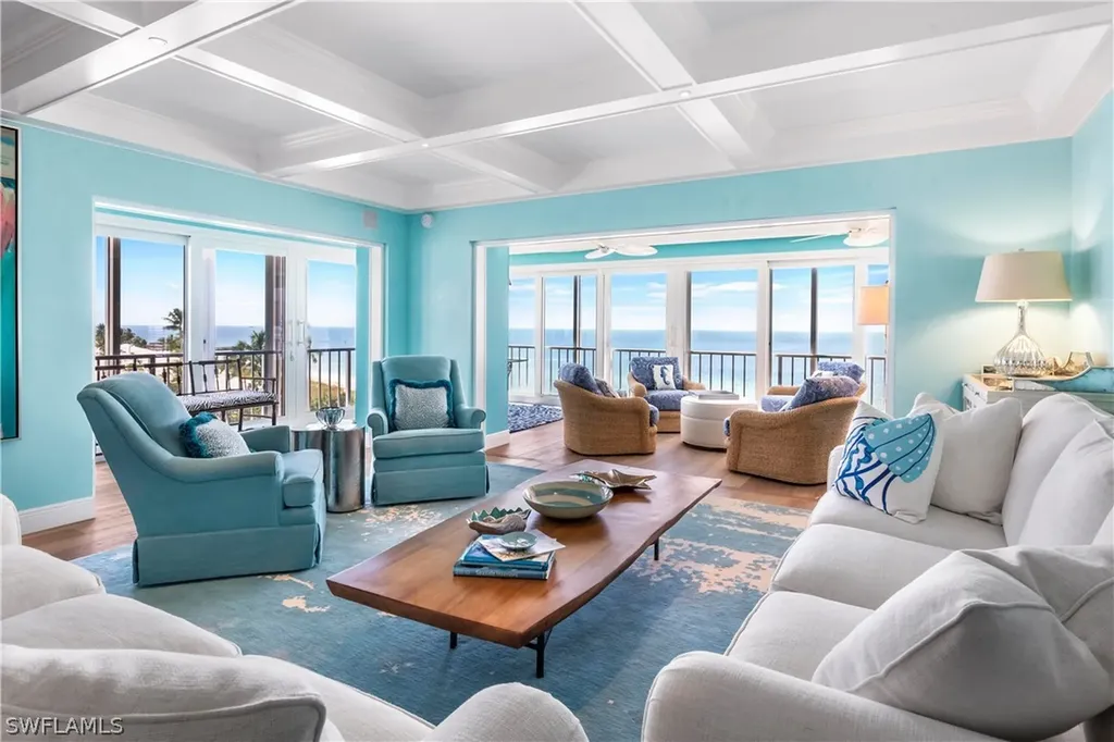 2777 Gulf Shore Boulevard N Naples FL 34103