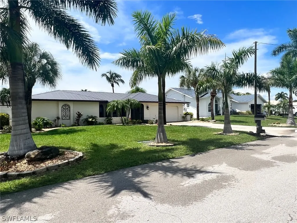 5318 Majestic Court Cape Coral FL 33904