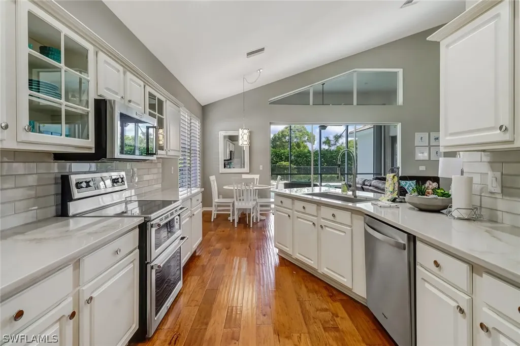 1725 Marsh Run Naples FL 34109