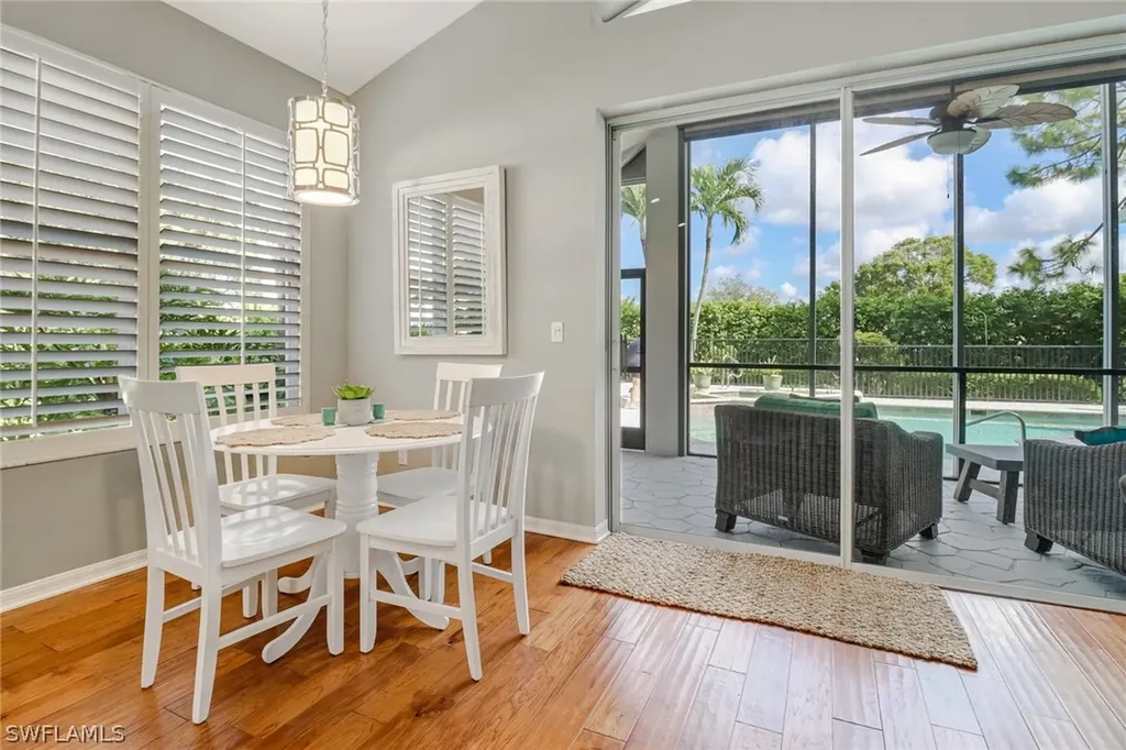 1725 Marsh Run Naples FL 34109