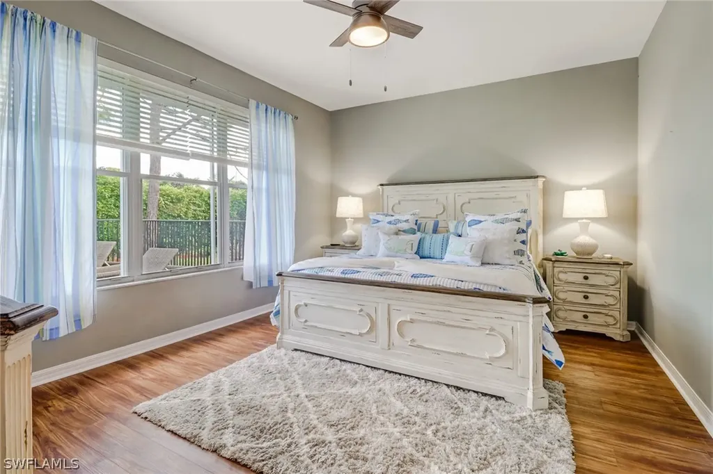 1725 Marsh Run Naples FL 34109