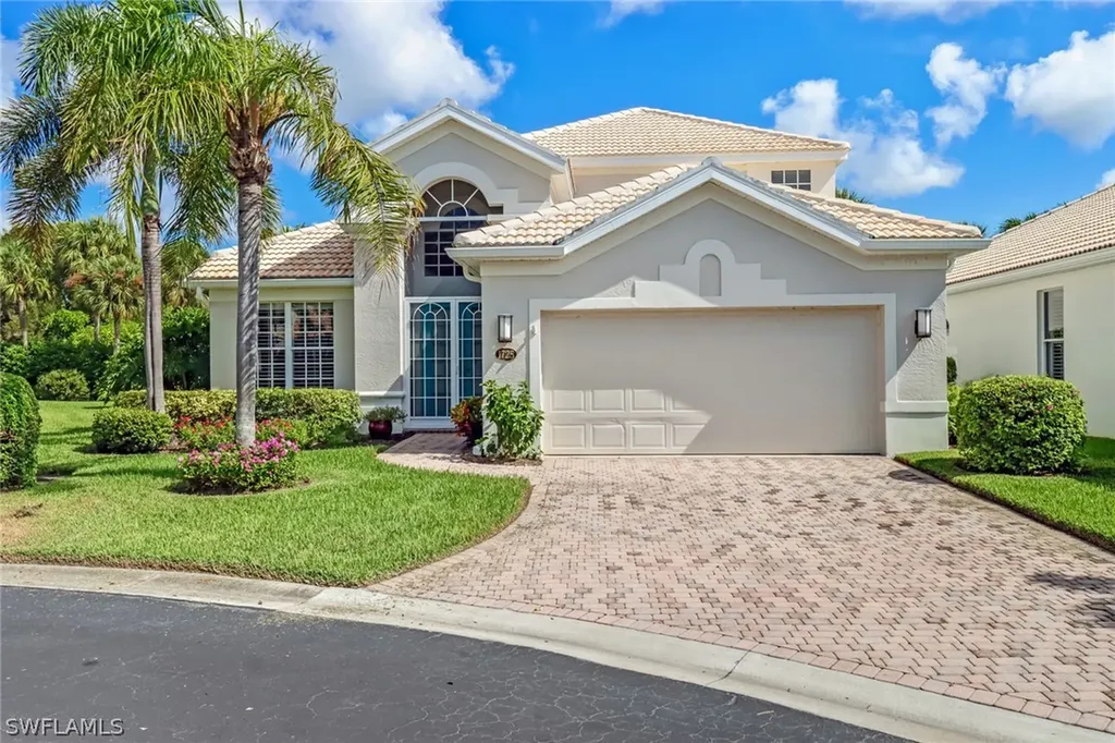 1725 Marsh Run Naples FL 34109