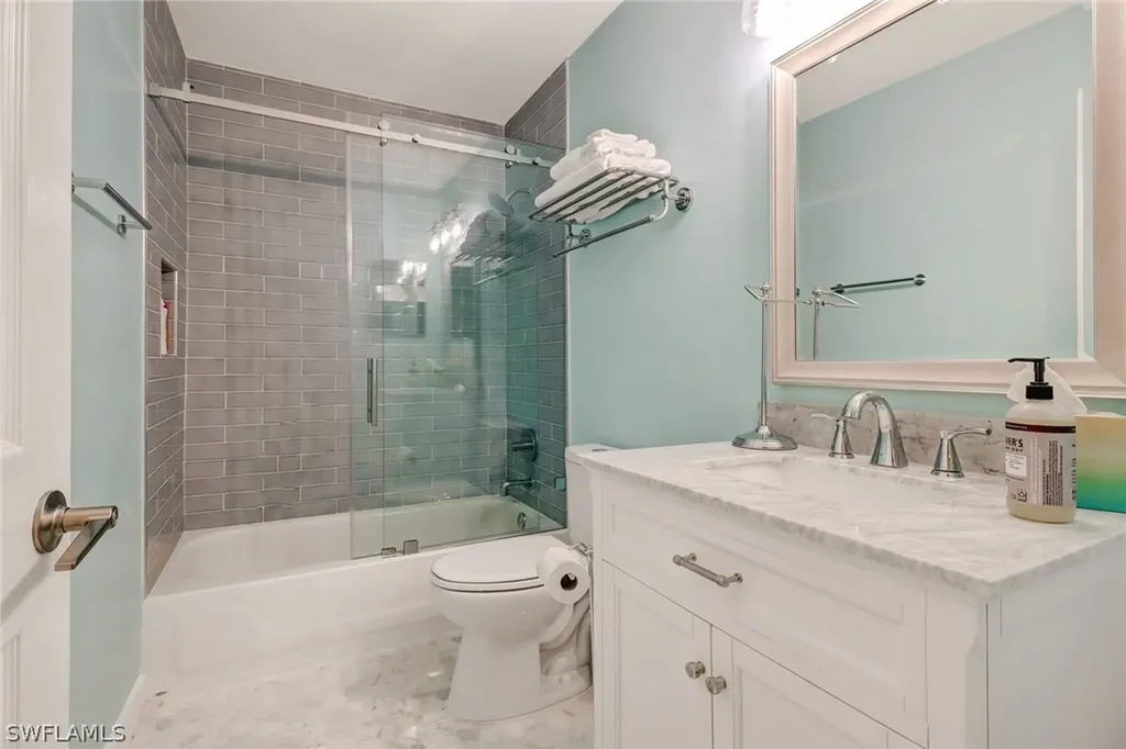 1725 Marsh Run Naples FL 34109