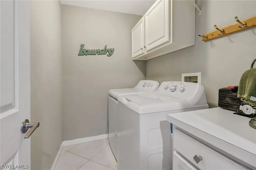 1725 Marsh Run Naples FL 34109