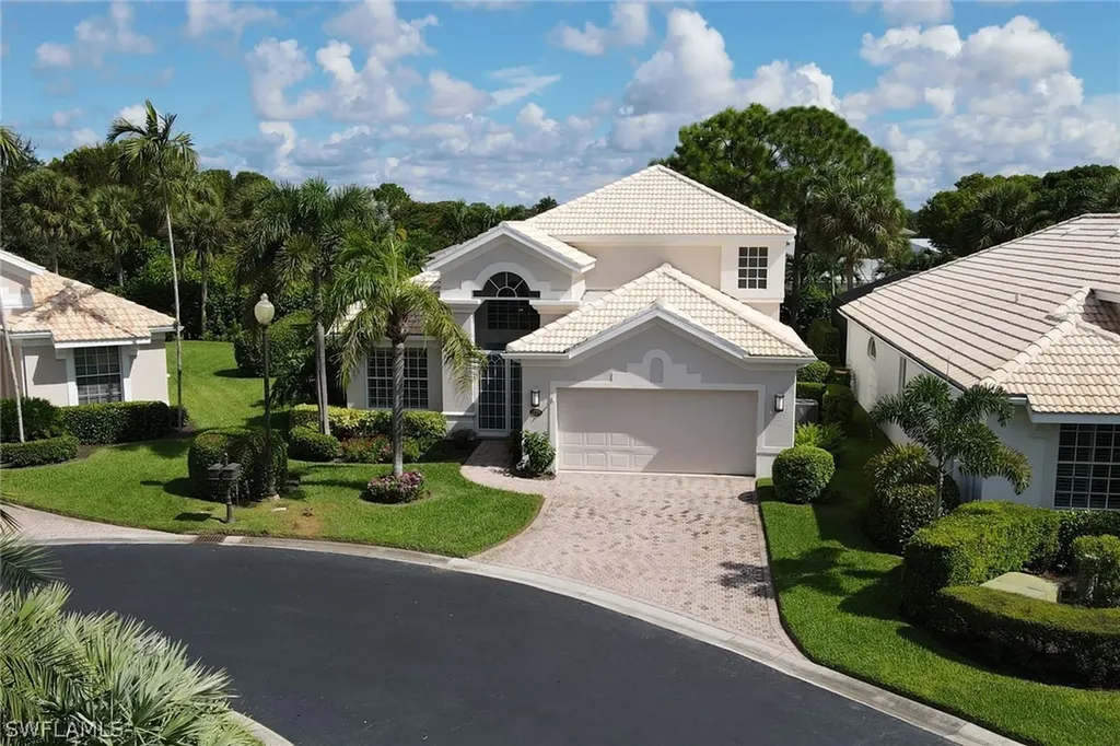 1725 Marsh Run Naples FL 34109