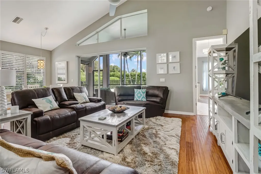 1725 Marsh Run Naples FL 34109