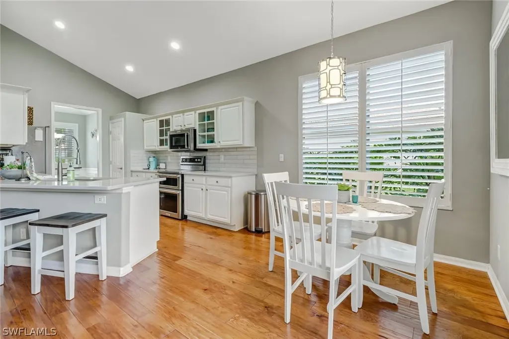 1725 Marsh Run Naples FL 34109