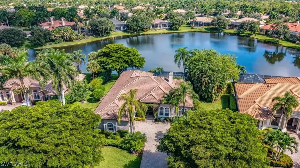 Naples FL, 7879 Players Street