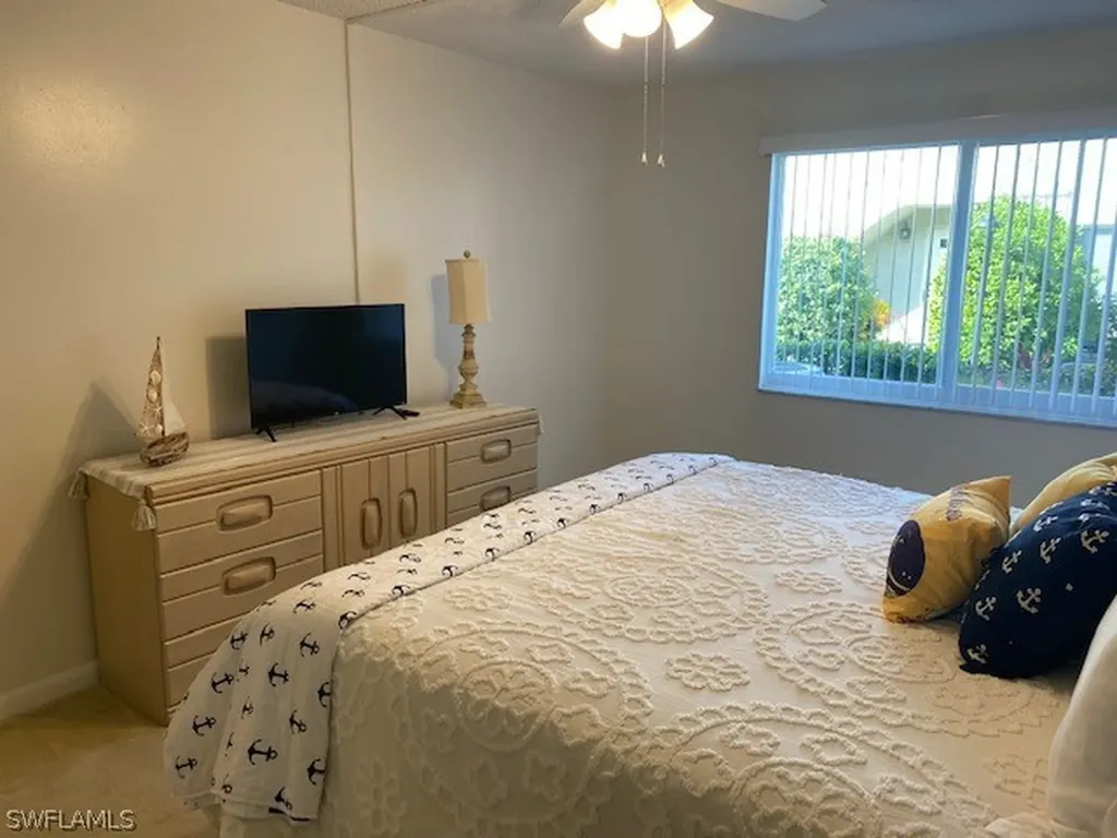 232 Palm Drive Naples FL 34112