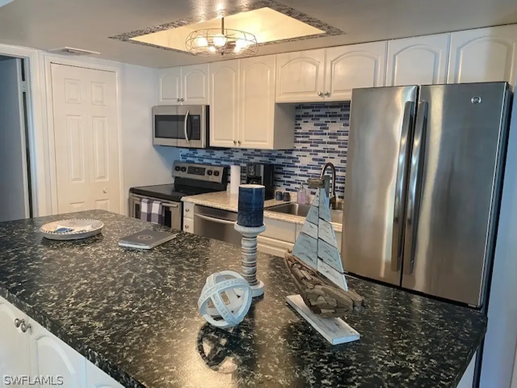 232 Palm Drive Naples FL 34112