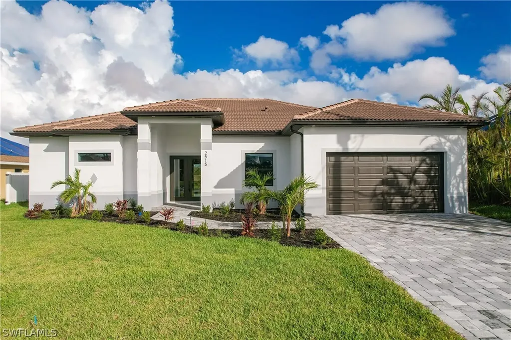 2515 SW 11th Avenue Cape Coral FL 33914