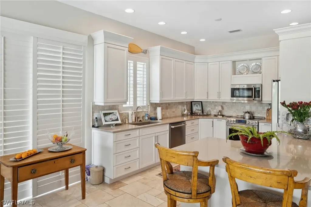 2922 Gilford Way Naples FL 34119