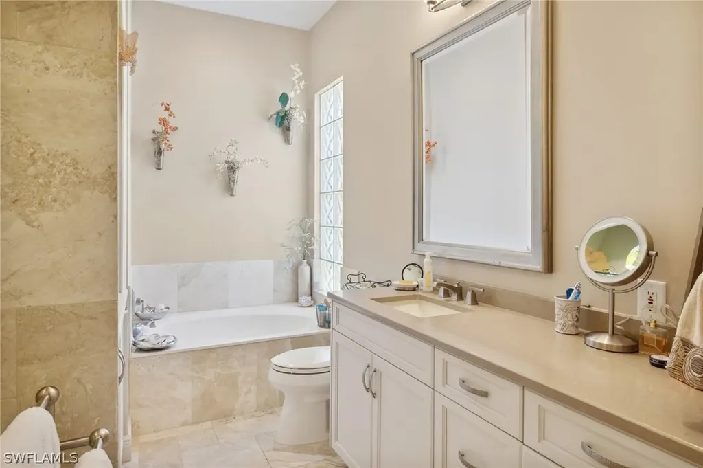 2922 Gilford Way Naples FL 34119