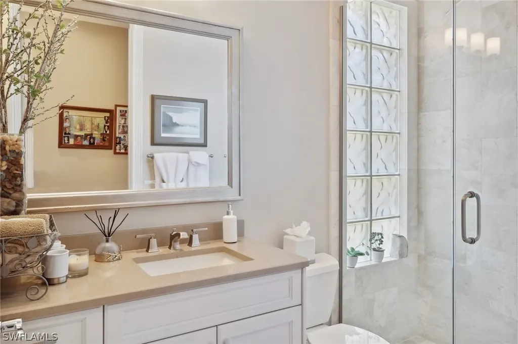 2922 Gilford Way Naples FL 34119