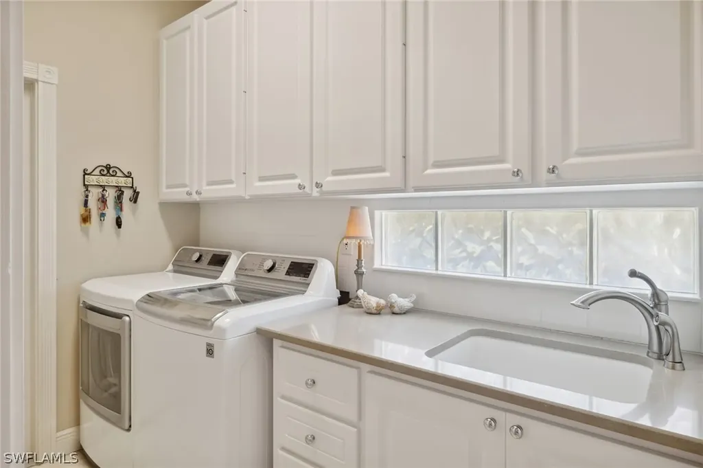 2922 Gilford Way Naples FL 34119