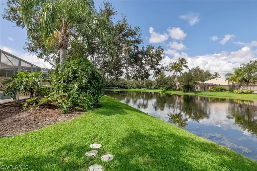 2922 Gilford Way Naples FL 34119