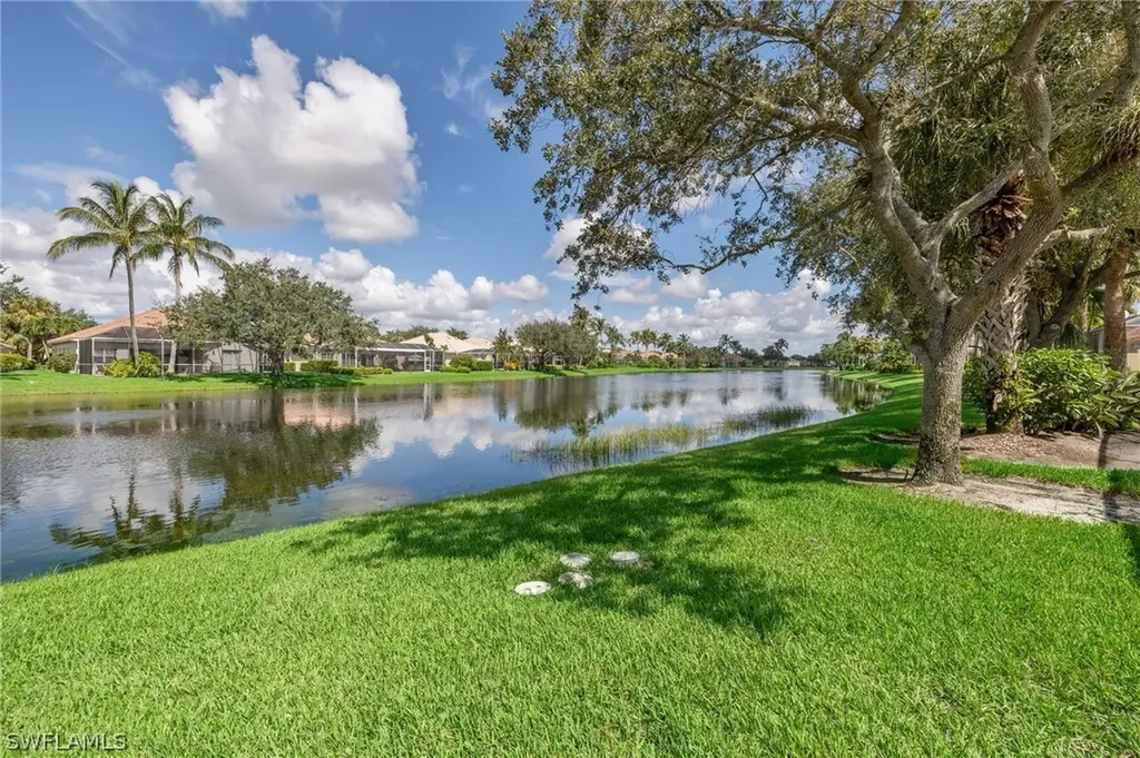 2922 Gilford Way Naples FL 34119