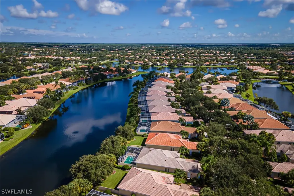 2922 Gilford Way Naples FL 34119