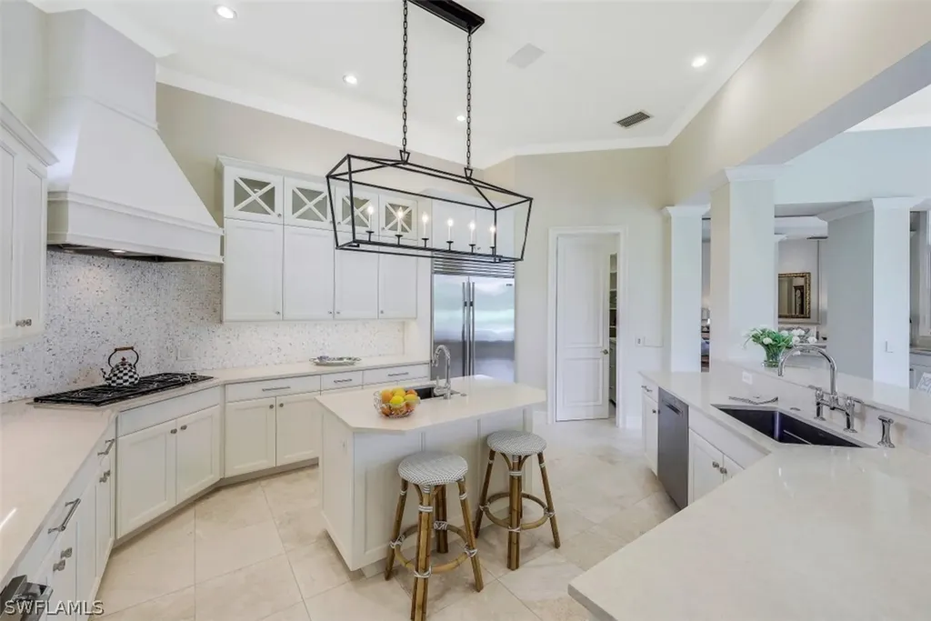 12627 Colliers Reserve Drive Naples FL 34110