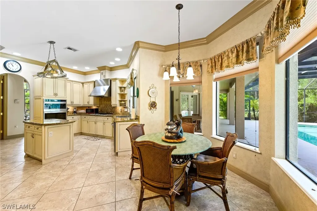 491 3rd Street SW Naples FL 34117