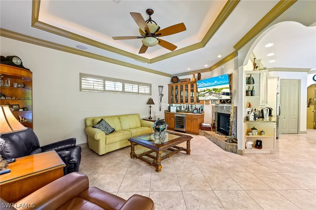 491 3rd Street SW Naples FL 34117