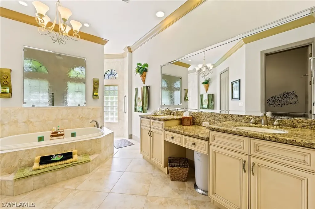 491 3rd Street SW Naples FL 34117