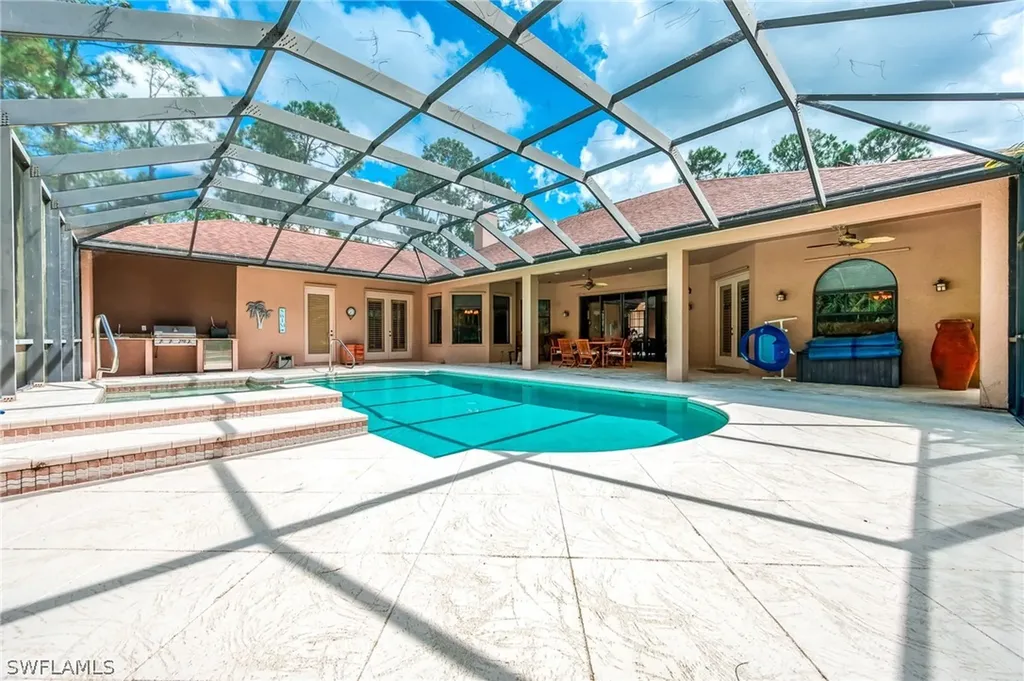 491 3rd Street SW Naples FL 34117
