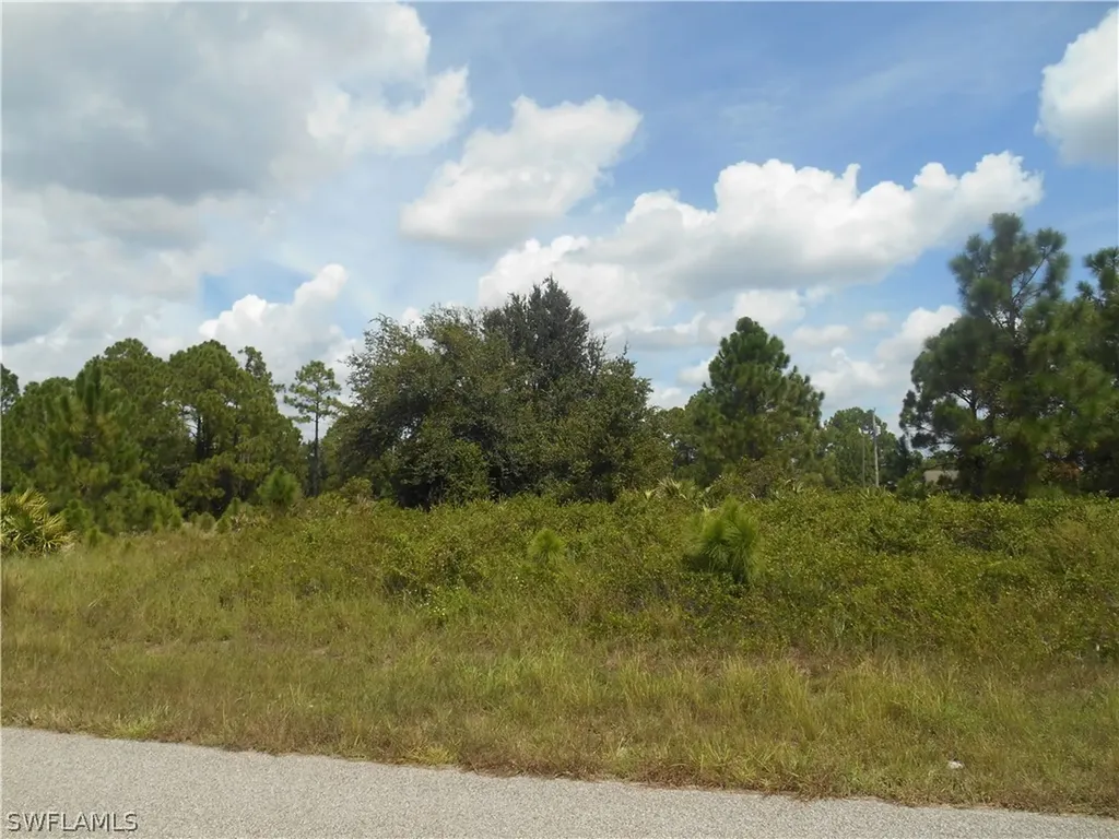 1031 Plymouth Street E Lehigh Acres FL 33974