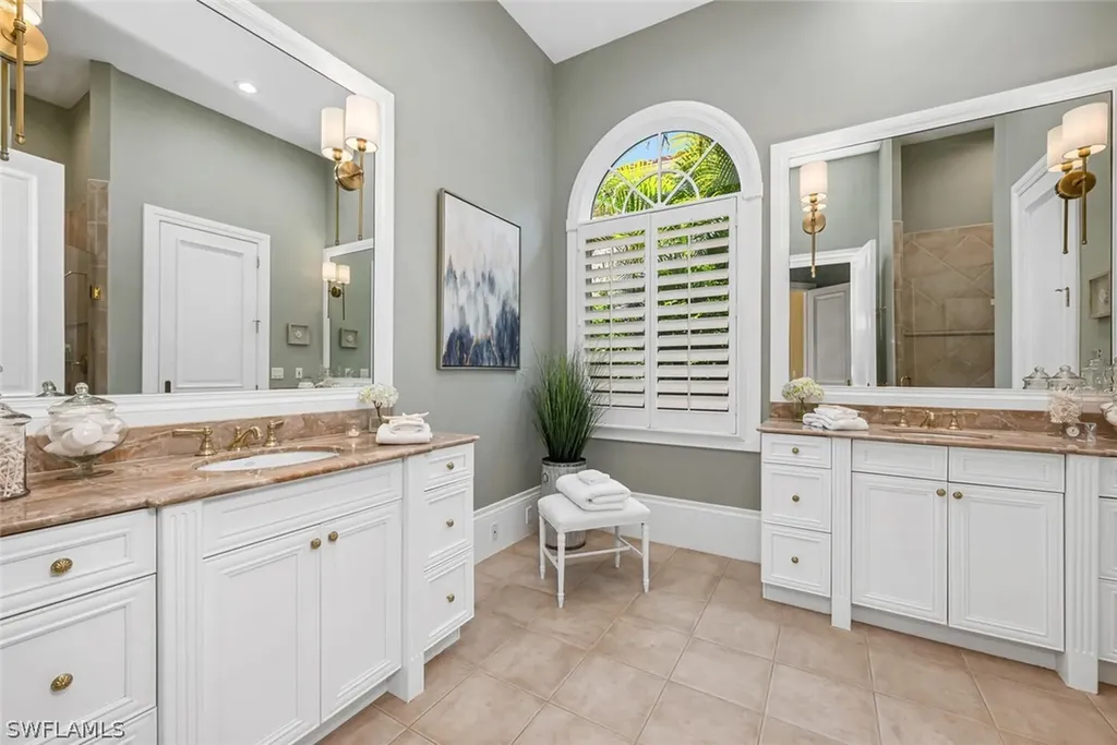 2523 Avila Lane Naples FL 34105