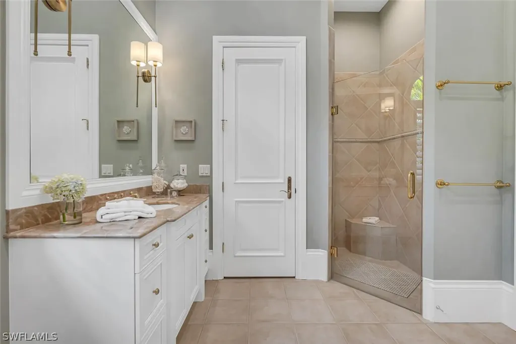 2523 Avila Lane Naples FL 34105