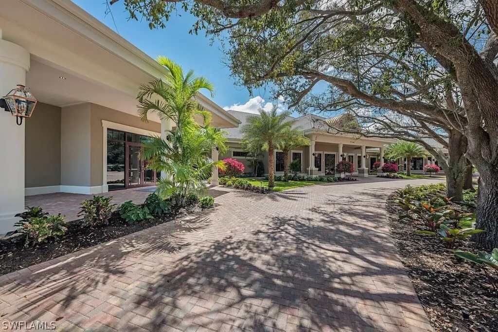2523 Avila Lane Naples FL 34105