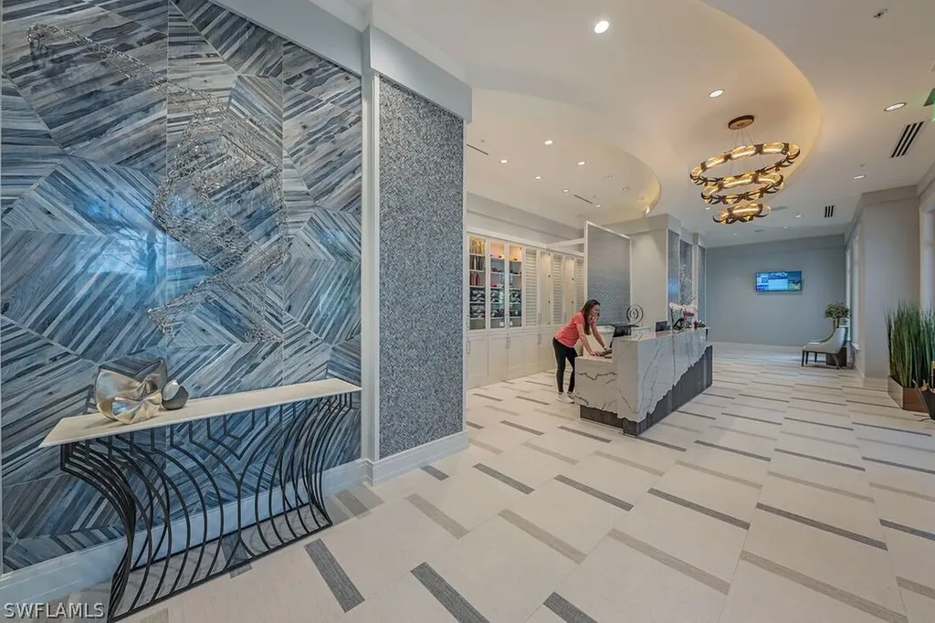 2523 Avila Lane Naples FL 34105