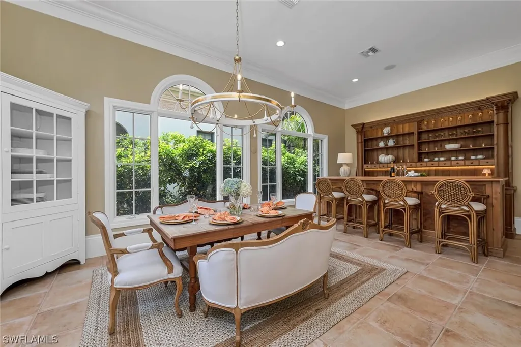 2523 Avila Lane Naples FL 34105