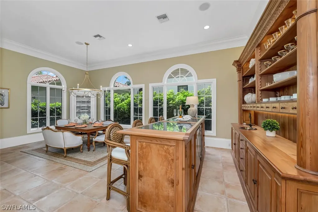 2523 Avila Lane Naples FL 34105