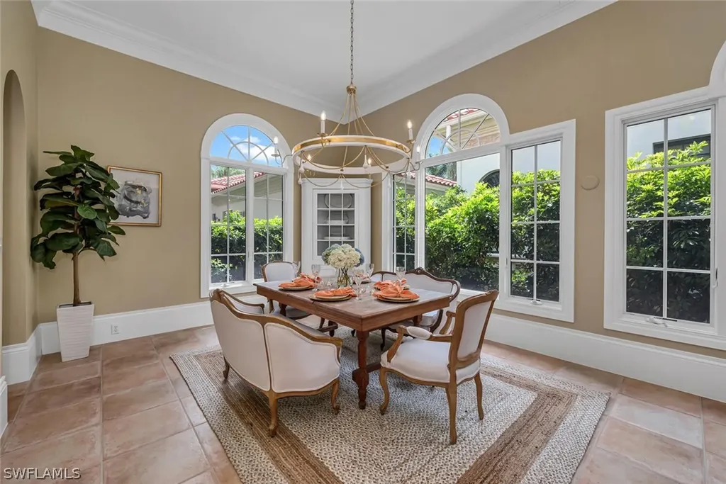 2523 Avila Lane Naples FL 34105