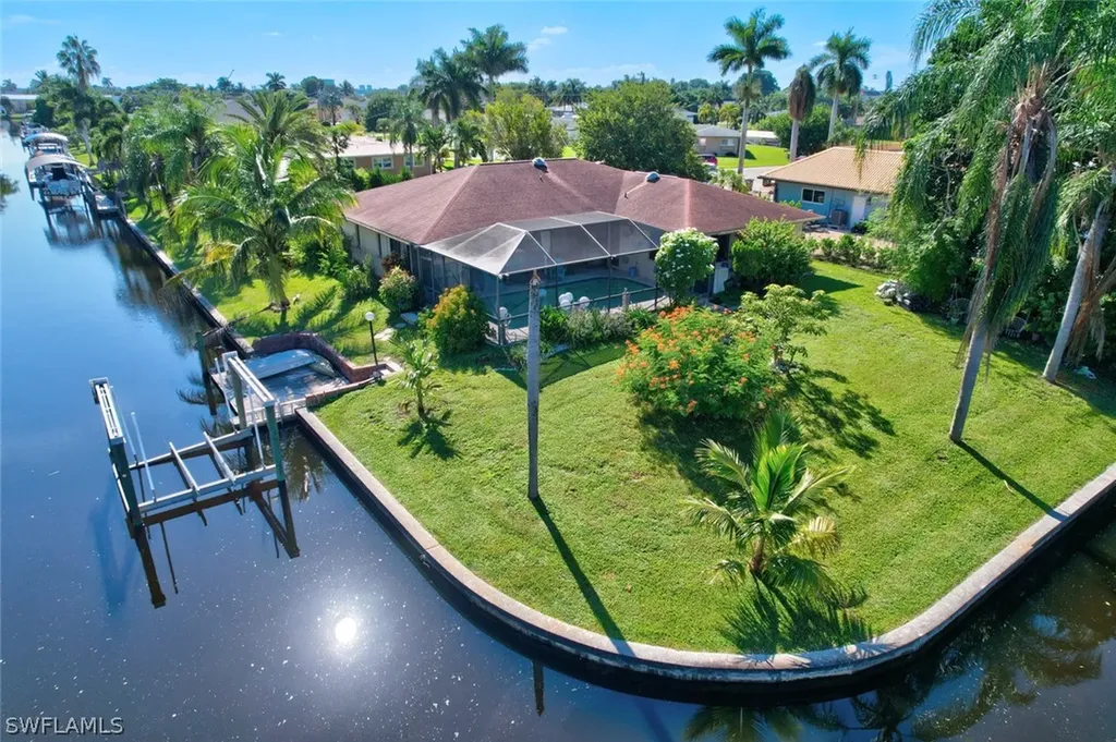 1402 Vendome Court Cape Coral FL 33904
