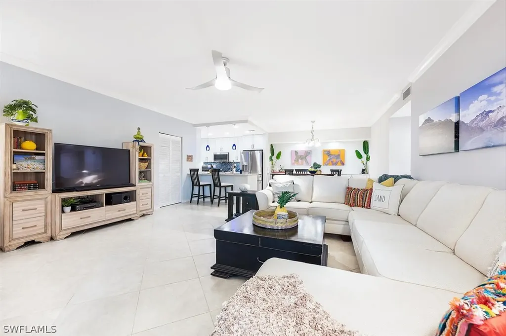 5818 Glencove Drive Naples FL 34108